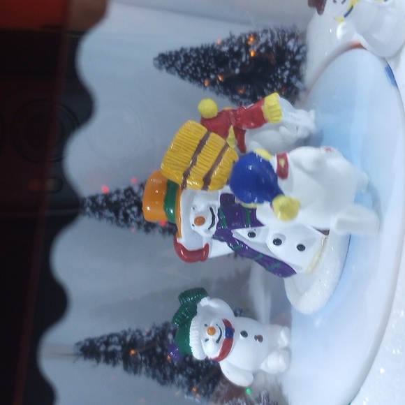 Mr. Christmas Magic Scene Ornaments - Picture 10 of 11